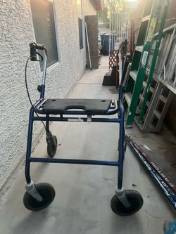Rollator walker