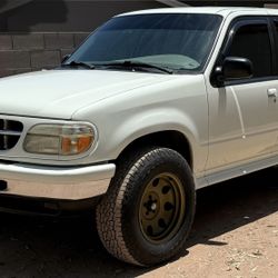 1996 Ford Explorer