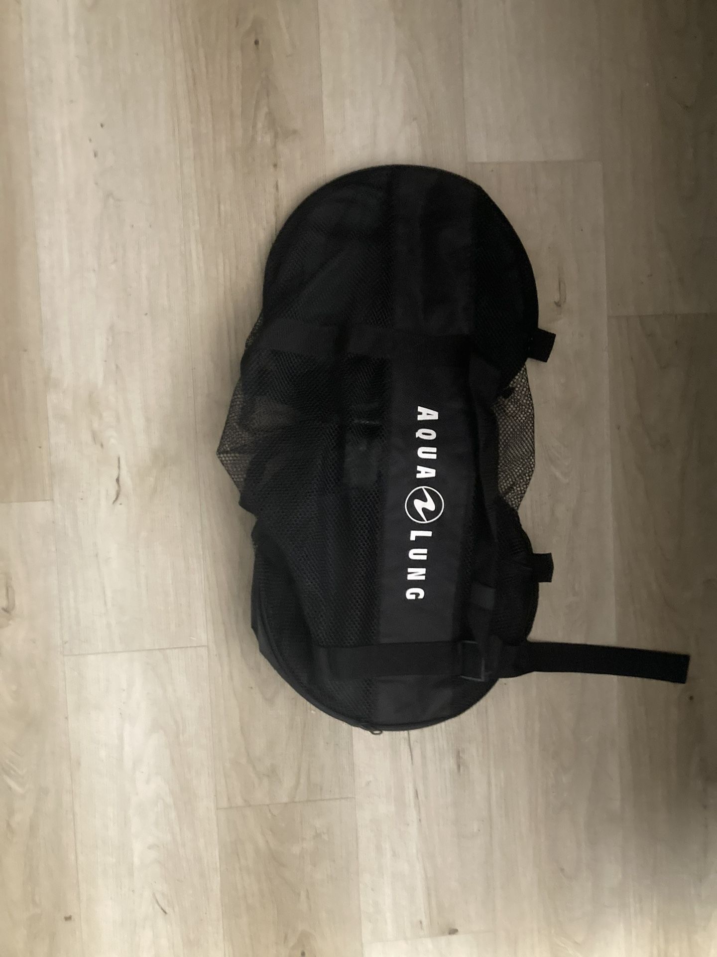 Aqualung Adventurer Mesh Duffle Bag