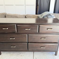 Dresser With mirror 