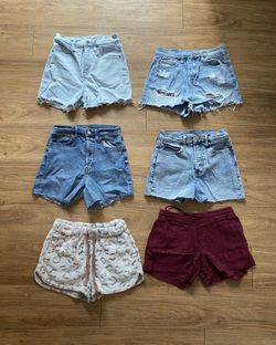Women ( teen ) 4 jean shorts + 2 pajama shorts 6 items bundle for 30$ 