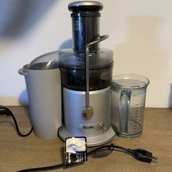 Breville Juice Fountain Plus JE98XL Juicer with Pitcher