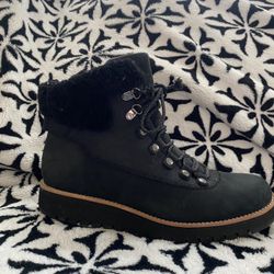 Womens Cole Haan  Bootable