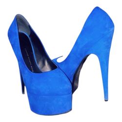 New Giuseppe Heels size 39