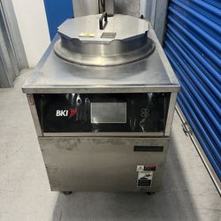 BKI BLG- TC Extra Large Gas Deep Fryer