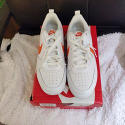 NIKE COURT BOROUGH LOW 2 (GS) SIZE 5.5 BOYS YOUTH 