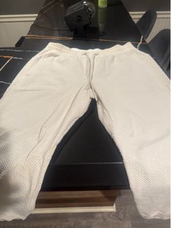 Men’s Lululemon XL Pants