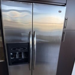 Maytag Side By Side 25 Cubic Fridge Refrigerator Freezer Stainless Steel With Ice Maker And Water Cooler Dispenser Free Local Delivery