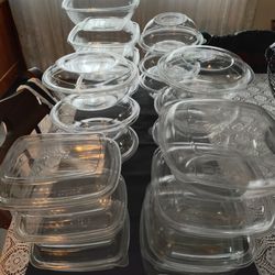 Plastic Containers With Lids. (20). These Are Like What Salads Come In. Great To Take To Work
