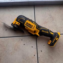 ATOMIC 20V MAX Cordless Brushless Oscillating Multi Tool