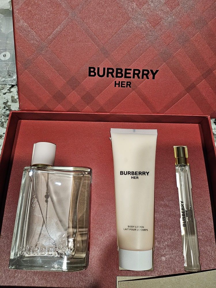 Burberry Her Perfume Gift Set Burberry Perfume Mujer Macys
