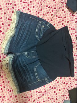 Maternity shorts