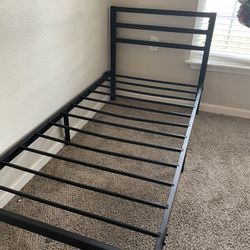 Metal Bed Frame 