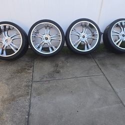 22in 2 Crave chrome Rims & old tires