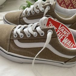 Vans 4.5 Men’s Or 6 Women’s $25