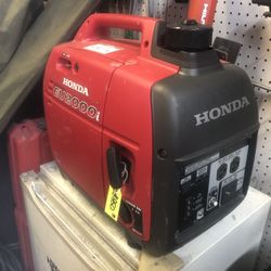Honda Gas Powered Generator Inverter EU2000i