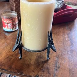 Pillar Candle With iron holder