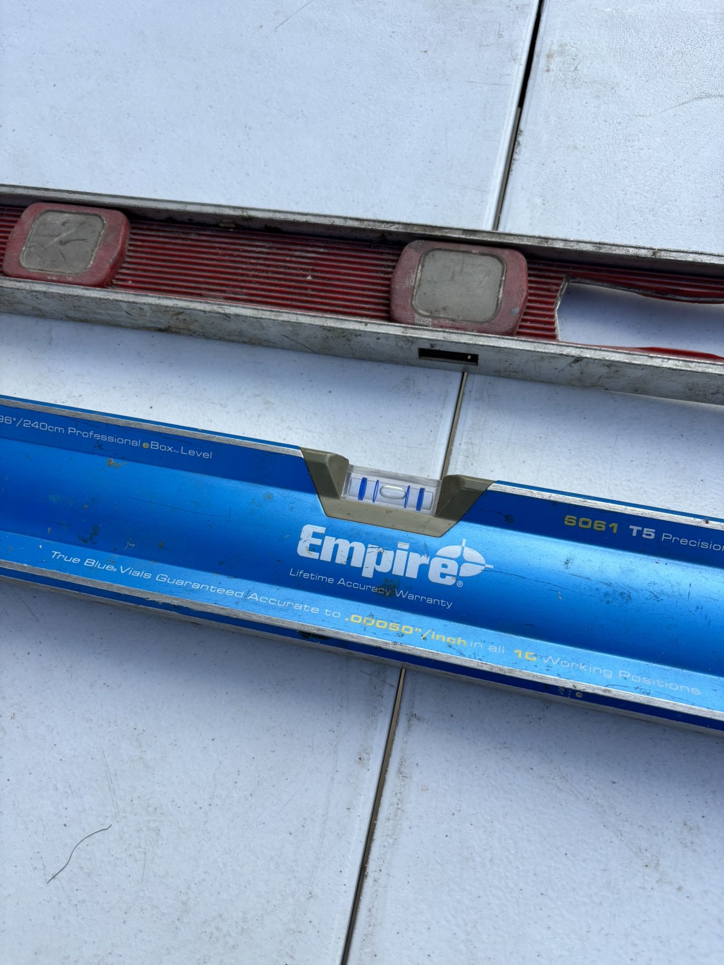 Empire 8 ft Box Level + Torpedo Level
