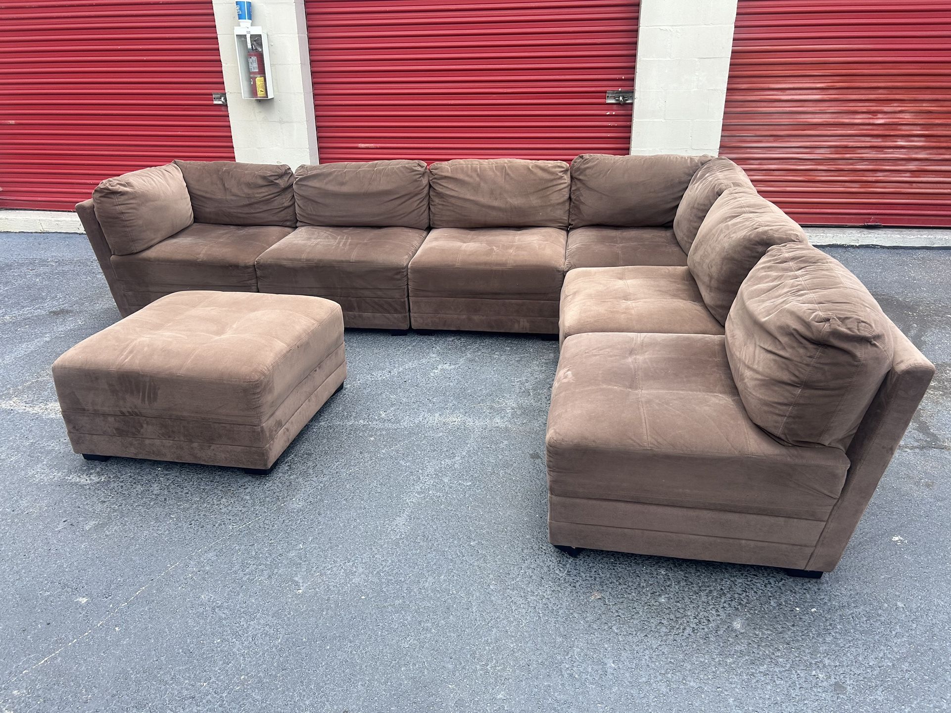 Sectional Couch π₯