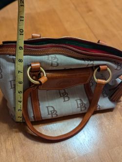 Dooney & Bourke Signature Bag $50