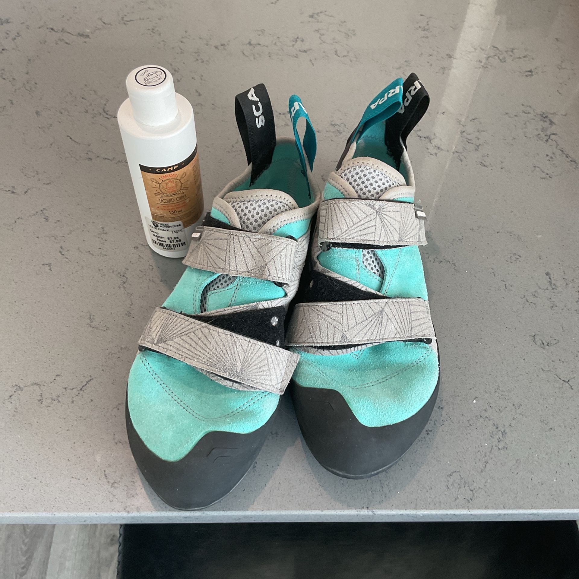 Women’s Size 9 Scarpa Climbing Shoes