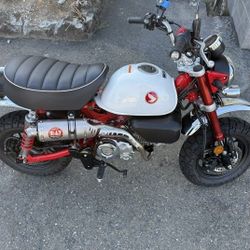 2025 Honda Monkey ABS