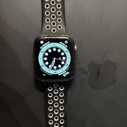 Apple Watch Nike+ Series 4 GPS, 44mm Space Gray