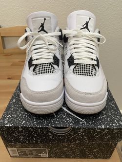 Jordan 4 “Military Black” Size 8M