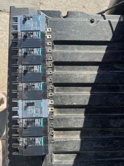 240v 480v Double Pole 20 Amp siemens Breakers.