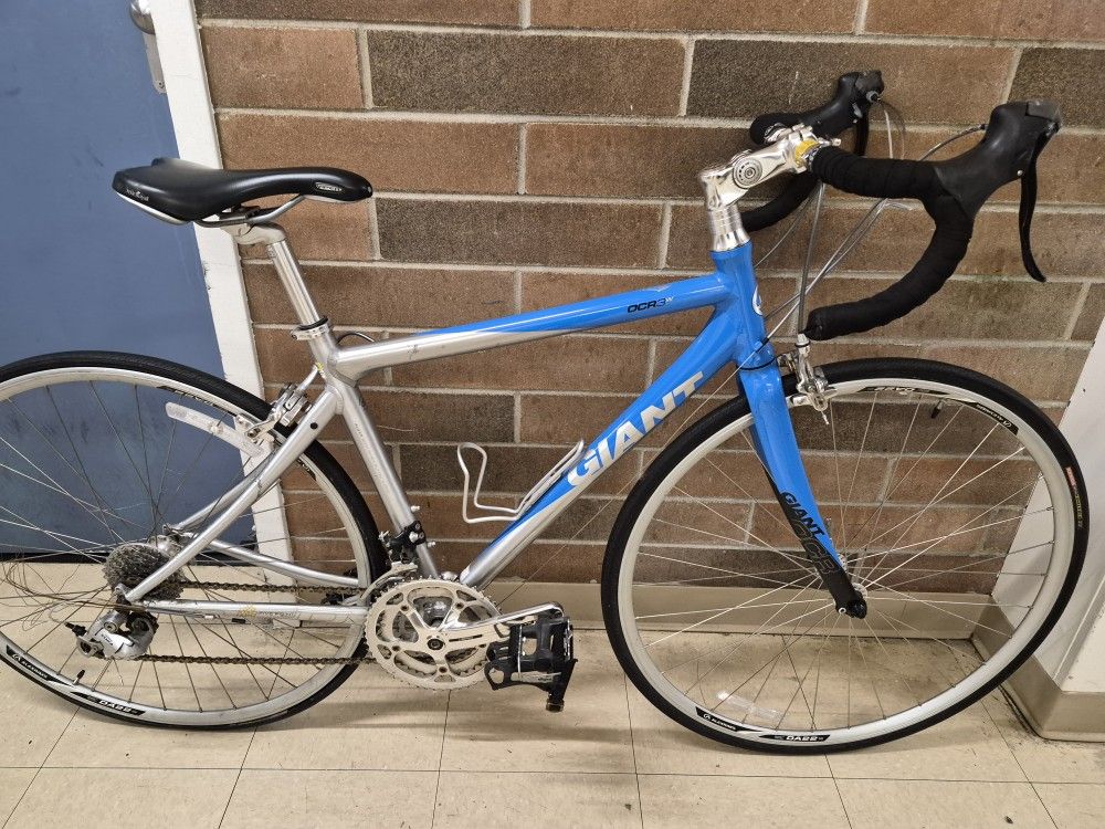 GIANT OCR3w Road Bike