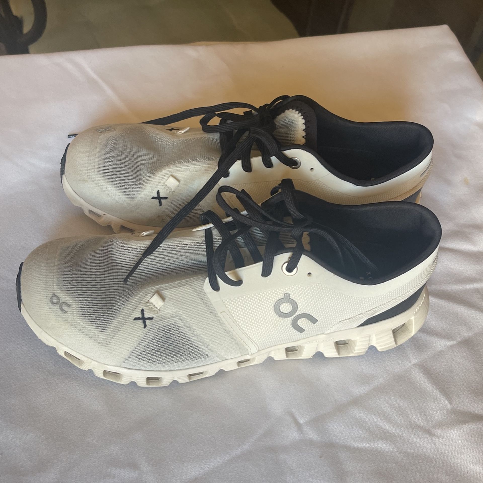 On Women’s Running Cloud