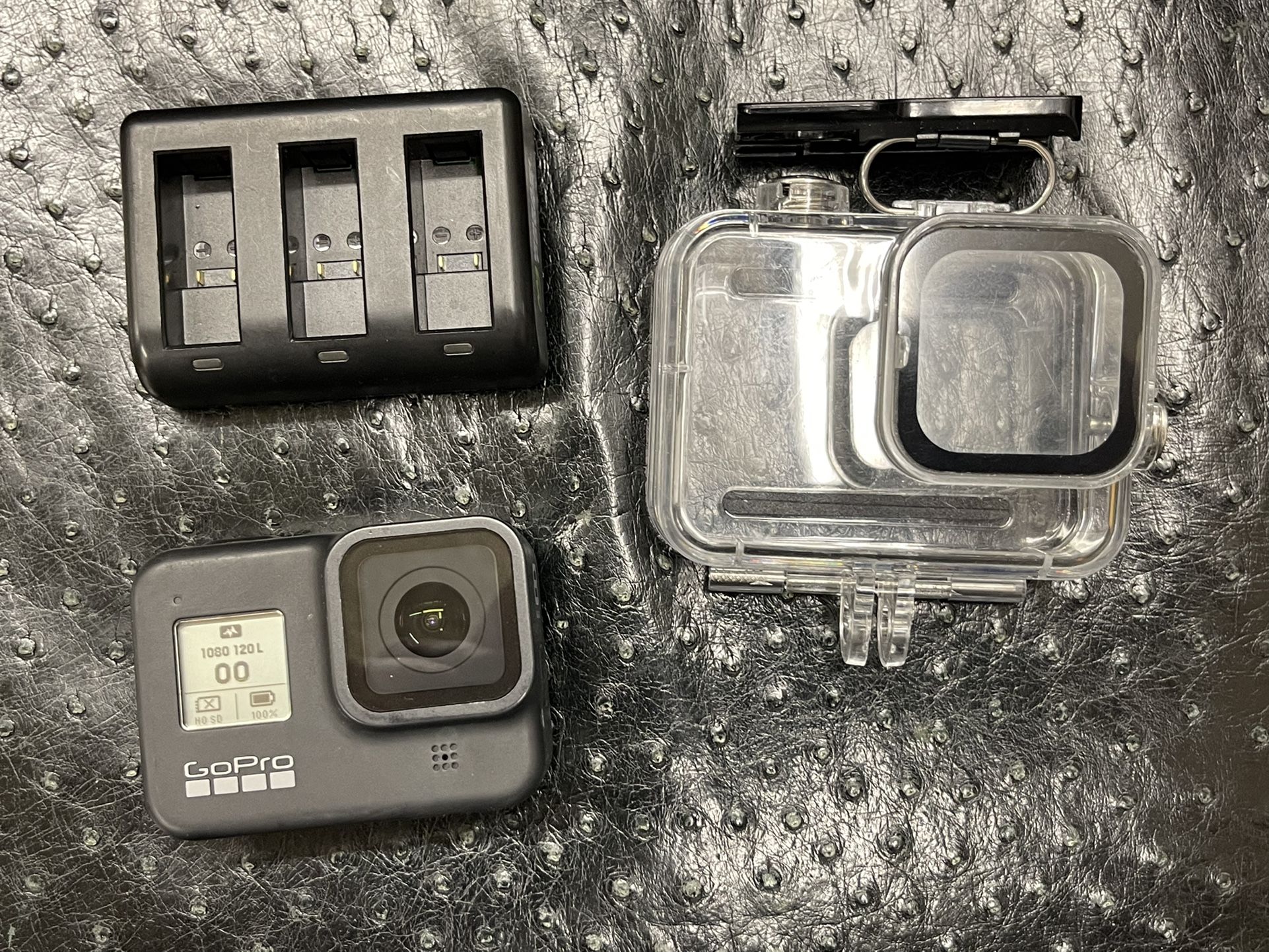 NEW GOPRO HERO 8 Black 4K Action Camera Waterproof GPS Wifi Built in shockproof working 100% see photos no issues clean