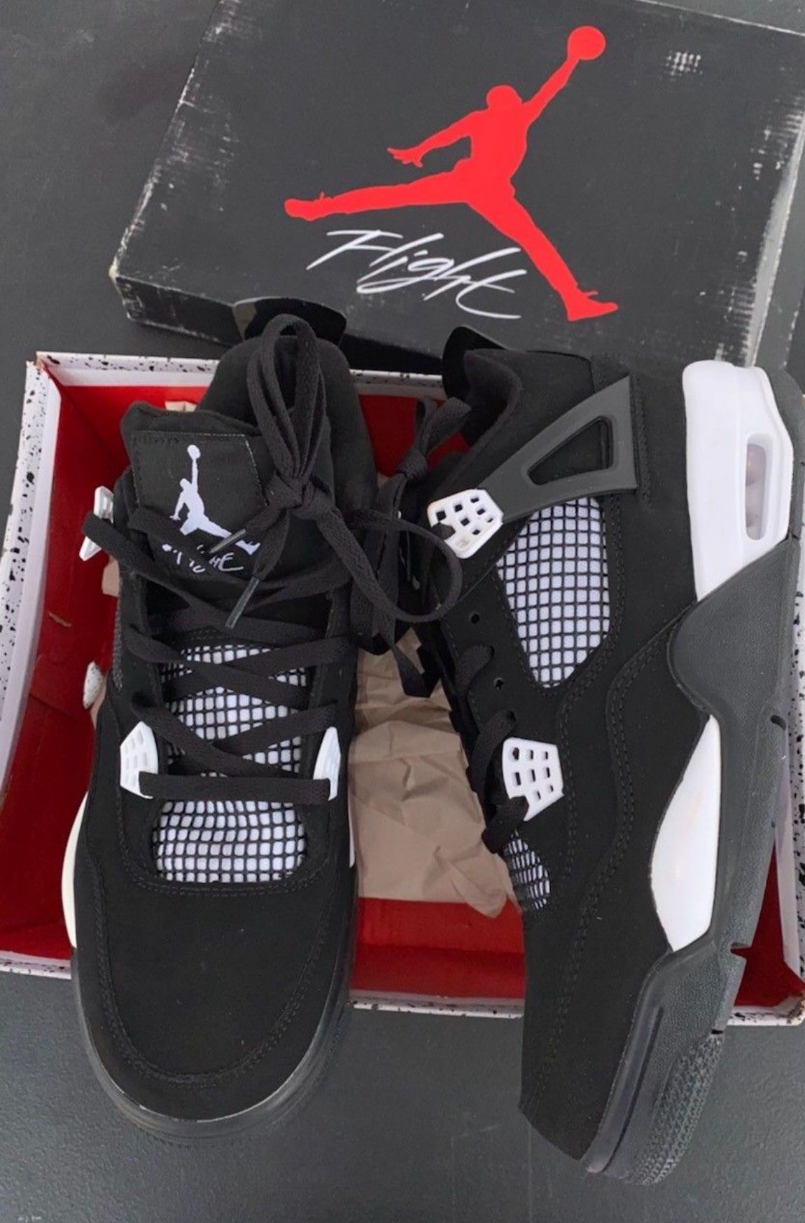 White Thunder Jordan 4