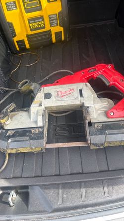 Milwaukee Portable Band Saw