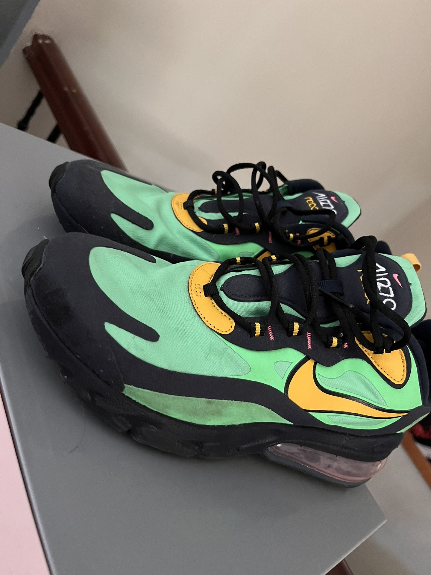 Nike Air Max 720 React Electro Green 