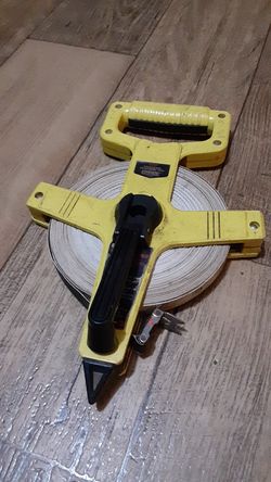100'FIBER GLAS MEASURING TAPE EMPIRE