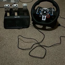 Ps5 Steering Wheels And petals.(I Don’t Have The Cords For It)