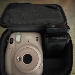 Camera Instax Mini 11