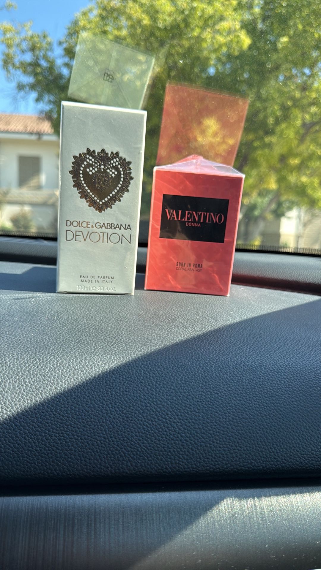Dolce & Gabbana Perfume / Valentino Perfume 