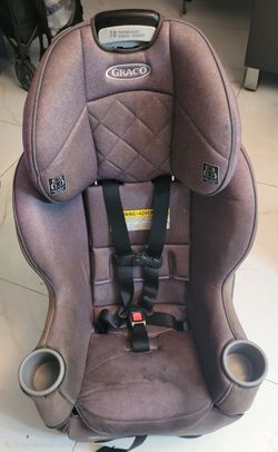 CAR SEAT