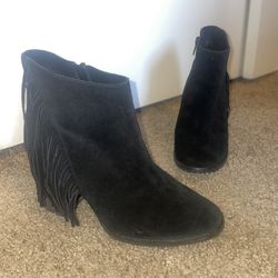 Arturo Chiang Black Tassle Ankle Boots Size 9