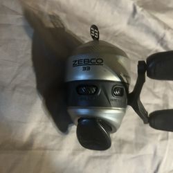 FISHING REEL 
