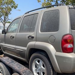 For Parts 2004 Jeep Liberty