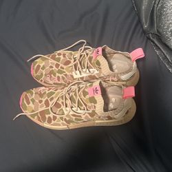 Adidas NMD_R1 Primeknit Duck Camo (Beige / Pink)