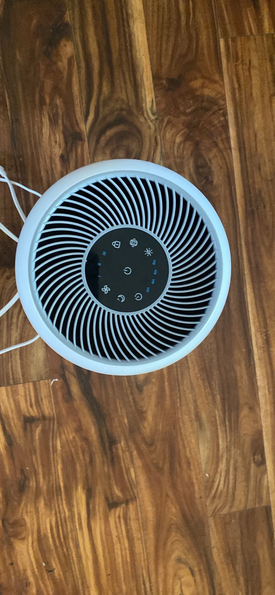Levoit Plasma Pro Core 300 3 -Speed Ionic White Activated Carbon Air Purifier
