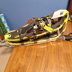 New Alptrek Snowshoe Kit Size Smal 