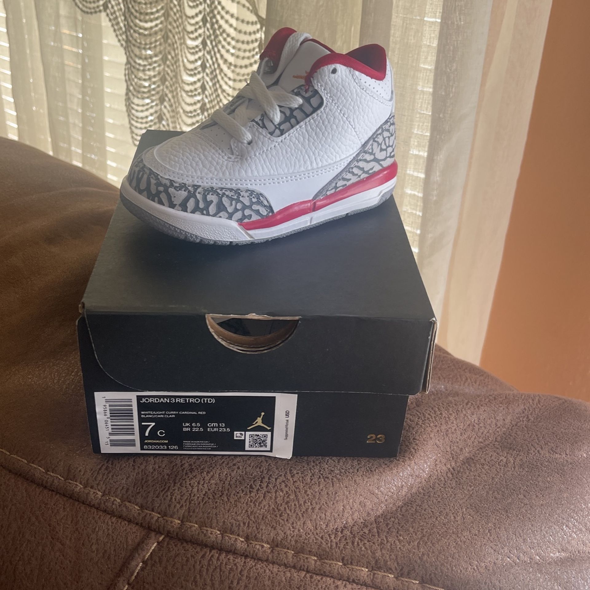 Jordan Cardinal Red 7c