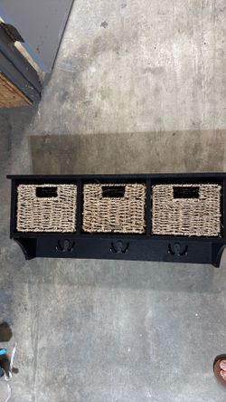 Wooden rack with removable baskets