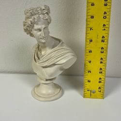 Statue Bust Of Apollo Belvedere 
