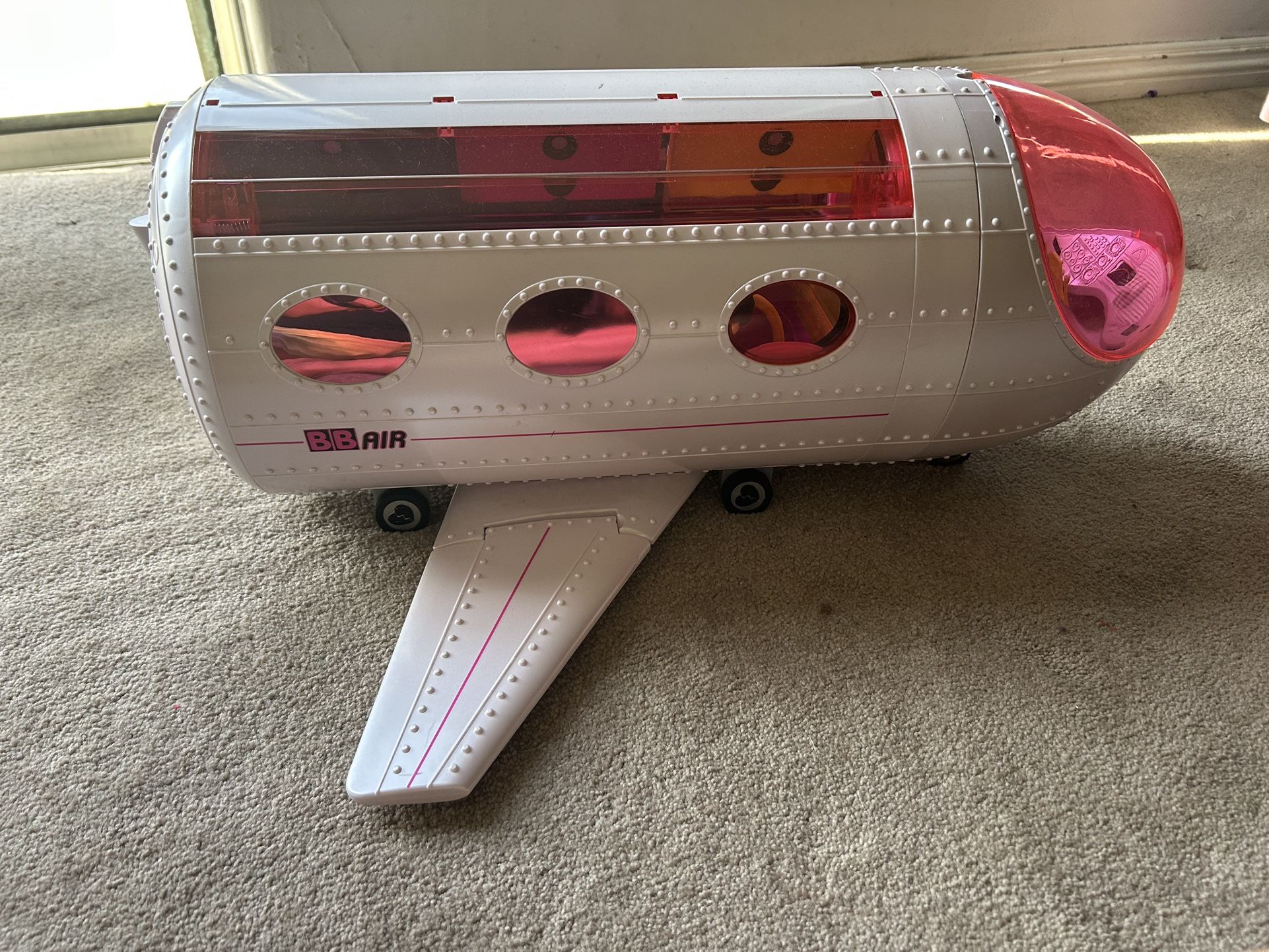 LOL plane